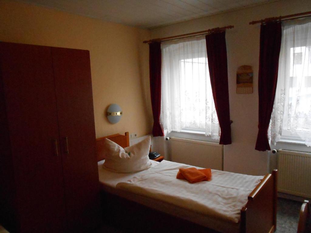 Goldener Engel /Pension Görlitz Rom bilde