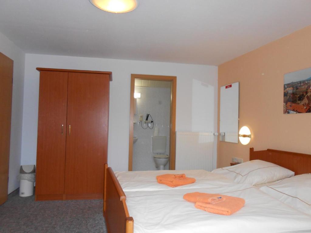 Goldener Engel /Pension Görlitz Rom bilde